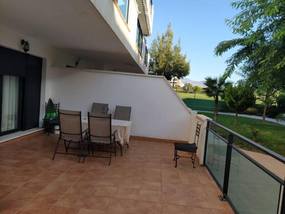 Bajo Puerta De Alcazaba Apartment Retamar  Luaran gambar